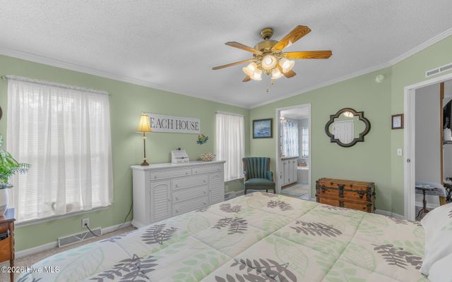 116 W Island Trail, Hertford, NC 27944