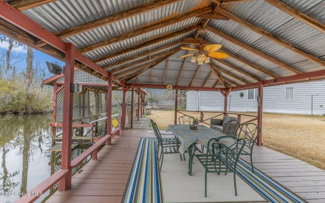 116 W Island Trail, Hertford, NC 27944