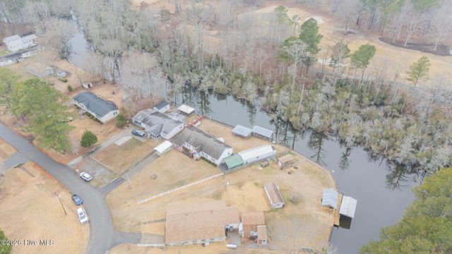 116 W Island Trail, Hertford, NC 27944