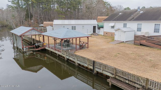 116 W Island Trail, Hertford, NC 27944