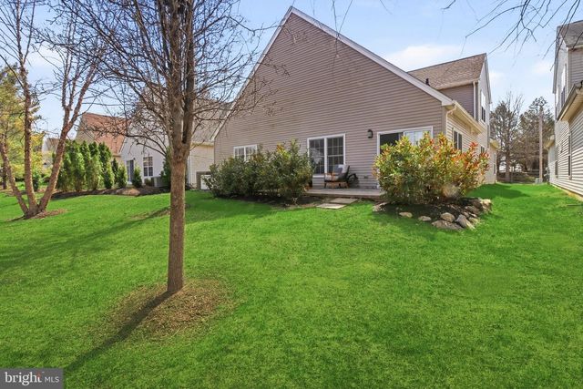 12 CARDINALFLOWER LN, Princeton Junction, NJ 08550