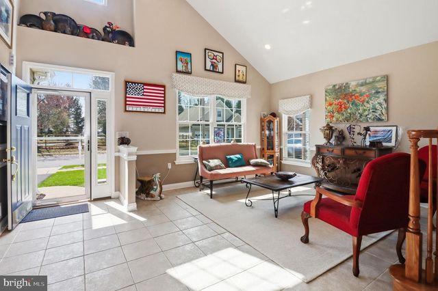 12 CARDINALFLOWER LN, Princeton Junction, NJ 08550
