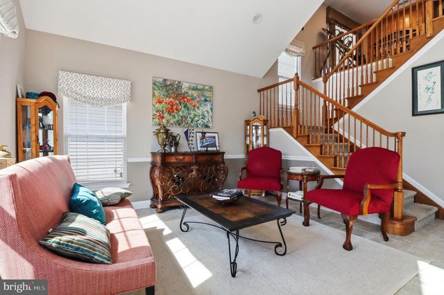 12 CARDINALFLOWER LN, Princeton Junction, NJ 08550
