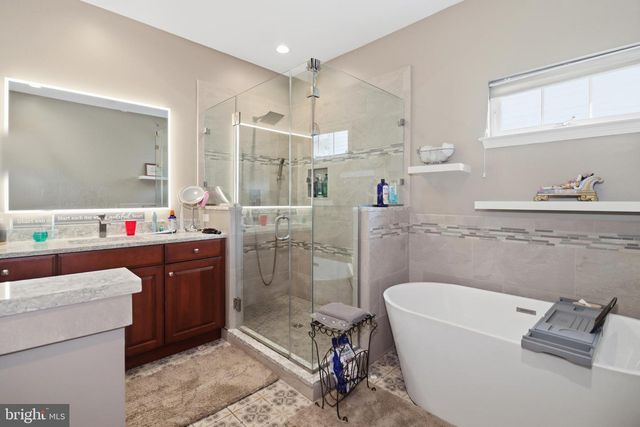 12 CARDINALFLOWER LN, Princeton Junction, NJ 08550