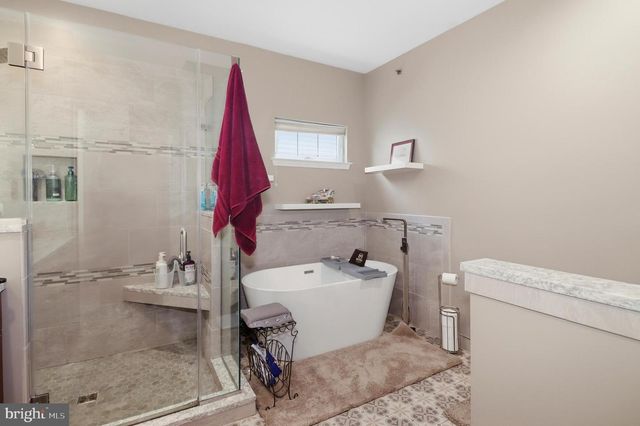 12 CARDINALFLOWER LN, Princeton Junction, NJ 08550