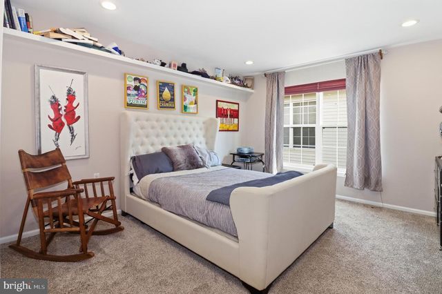12 CARDINALFLOWER LN, Princeton Junction, NJ 08550