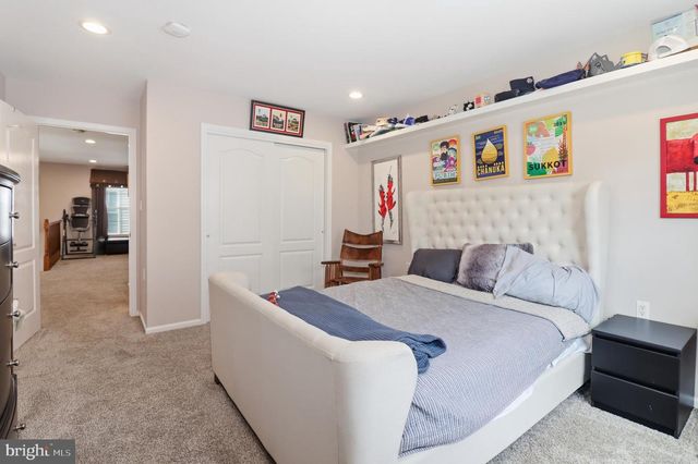 12 CARDINALFLOWER LN, Princeton Junction, NJ 08550