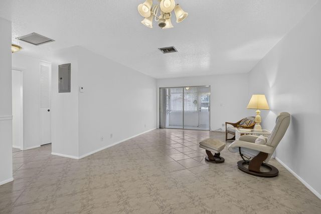 2521 Emory Drive W H, West Palm Beach, FL 33415
