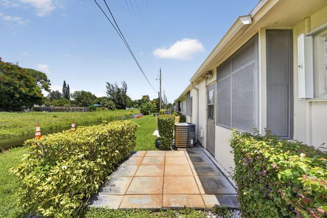 2521 Emory Drive W H, West Palm Beach, FL 33415
