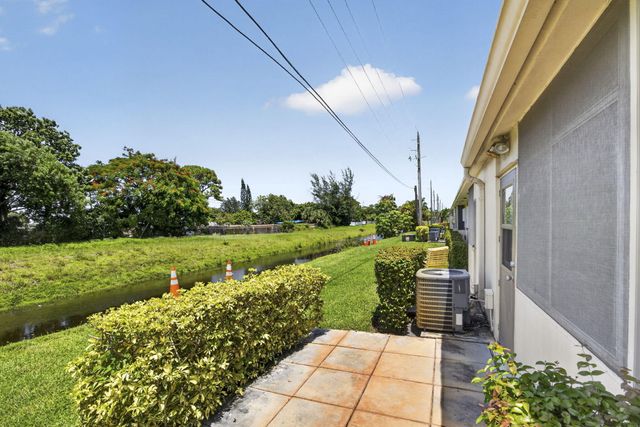 2521 Emory Drive W H, West Palm Beach, FL 33415