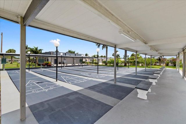 2521 Emory Drive W H, West Palm Beach, FL 33415