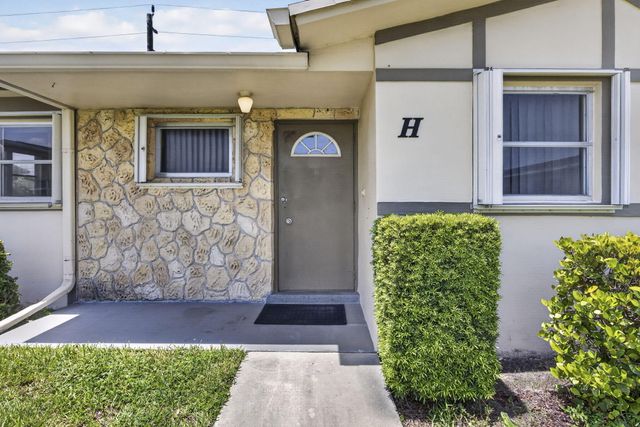 2521 Emory Drive W H, West Palm Beach, FL 33415
