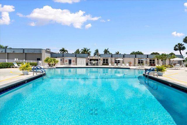 2521 Emory Drive W H, West Palm Beach, FL 33415