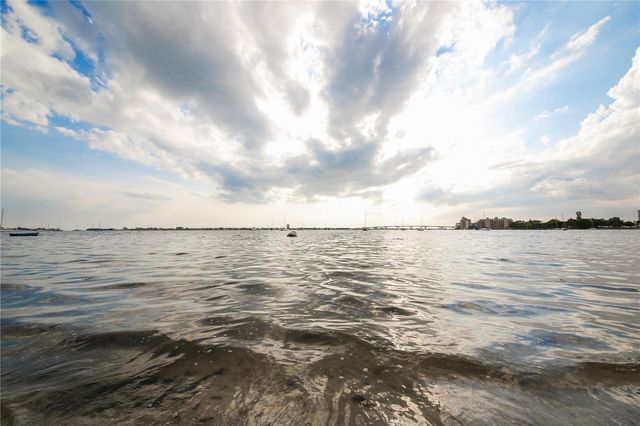 1250 MAY LANE, Sarasota, FL 34236