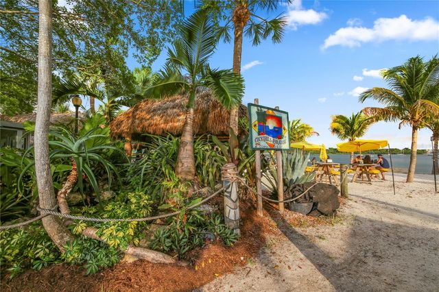 1250 MAY LANE, Sarasota, FL 34236