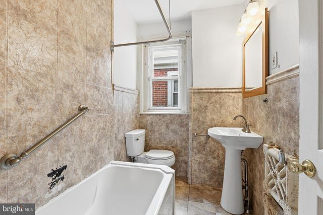 58 E BROWN ST, Norristown, PA 19401
