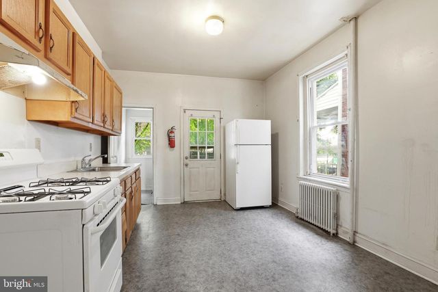 58 E BROWN ST, Norristown, PA 19401