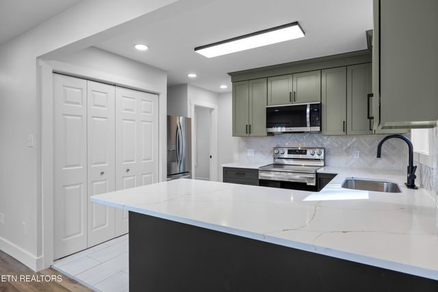 3883 Freels Rd, Friendsville, TN 37737