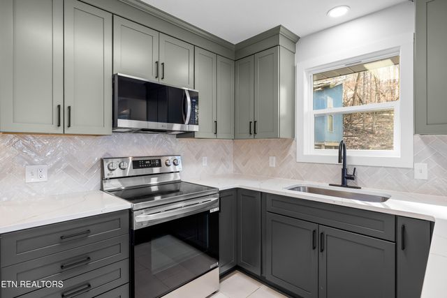 3883 Freels Rd, Friendsville, TN 37737