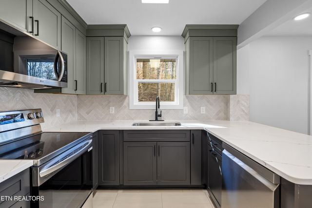 3883 Freels Rd, Friendsville, TN 37737