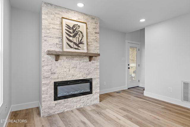 3883 Freels Rd, Friendsville, TN 37737