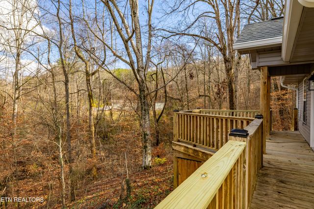 3883 Freels Rd, Friendsville, TN 37737