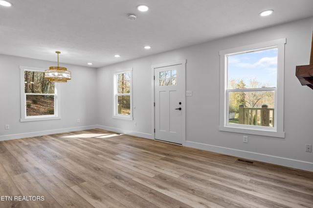 3883 Freels Rd, Friendsville, TN 37737