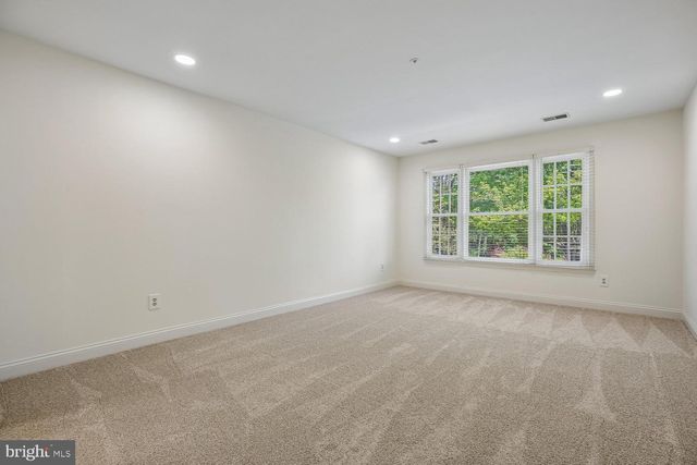 7940 TURNCREST DR, Potomac, MD 20854