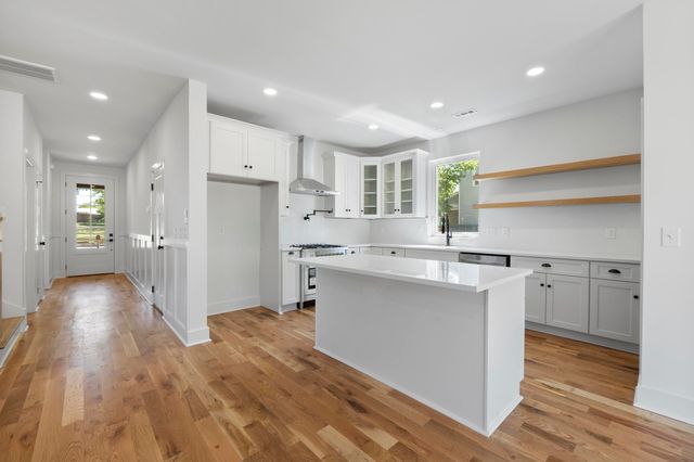 1404 Bailey Avenue, Chattanooga, TN 37404