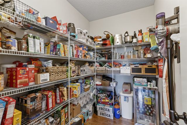 5308 162nd Court, Urbandale, IA 50323