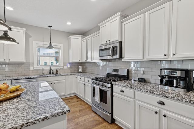 5308 162nd Court, Urbandale, IA 50323