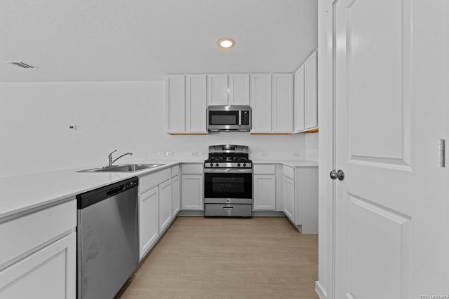 14907 Warwick Shire, San Antonio, TX 78254