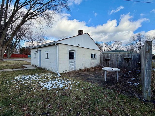 1934 Liberty Lane, Janesville, WI 53545