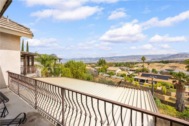 613 E Sunset N, Redlands, CA 92373
