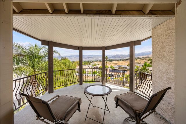 613 E Sunset N, Redlands, CA 92373