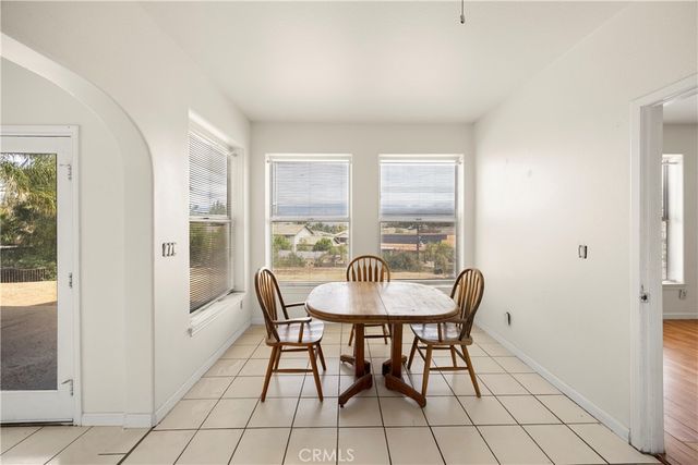 613 E Sunset N, Redlands, CA 92373