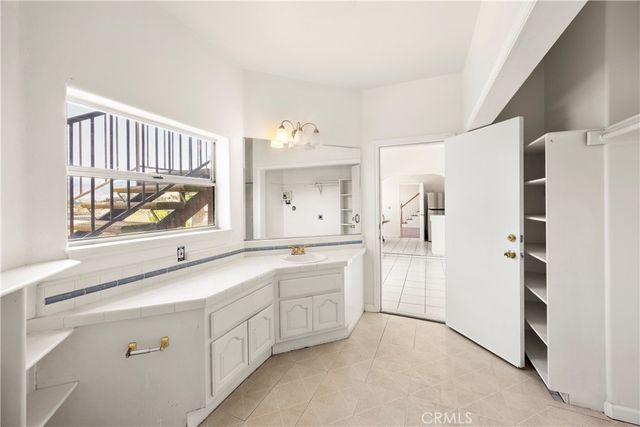 613 E Sunset N, Redlands, CA 92373