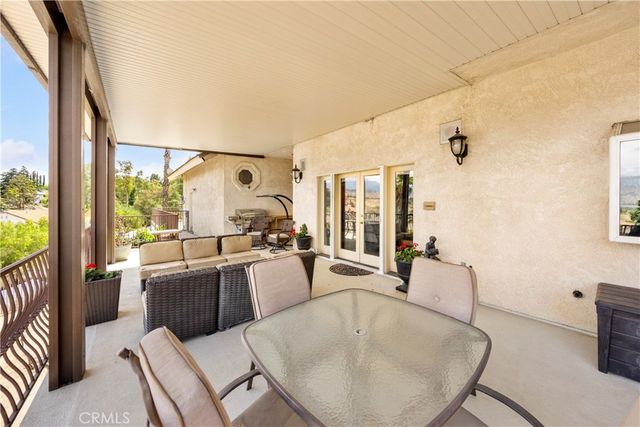 613 E Sunset N, Redlands, CA 92373