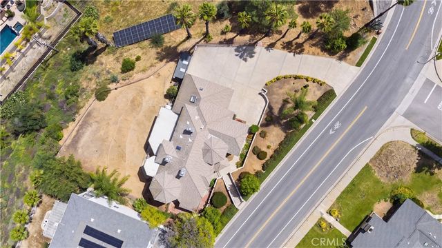 613 E Sunset N, Redlands, CA 92373