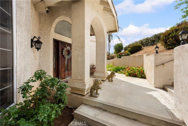 613 E Sunset N, Redlands, CA 92373