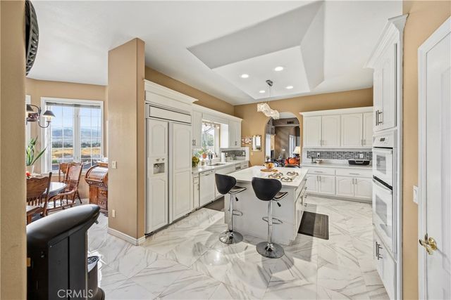 613 E Sunset N, Redlands, CA 92373