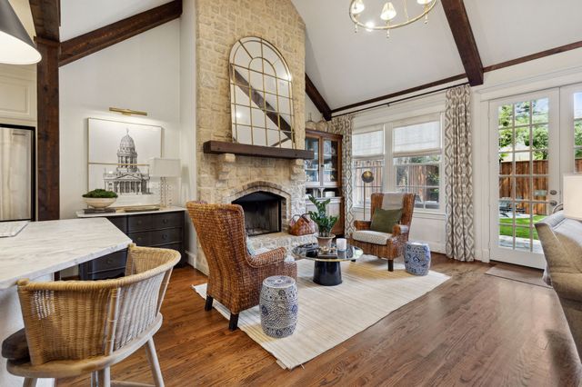 2704 Amherst Avenue, University Park, TX 75225