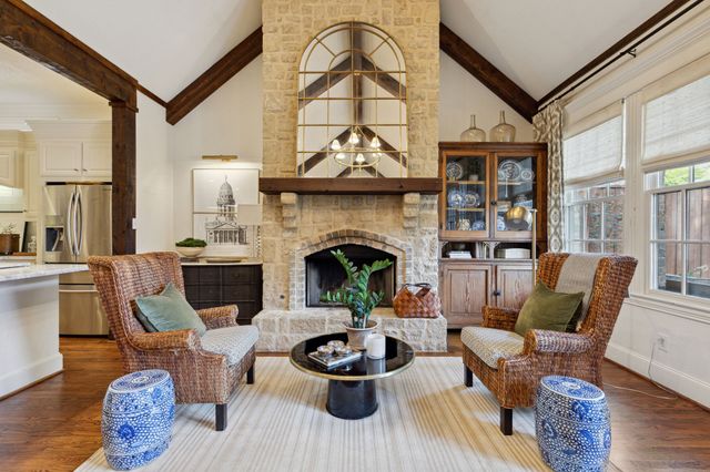 2704 Amherst Avenue, University Park, TX 75225