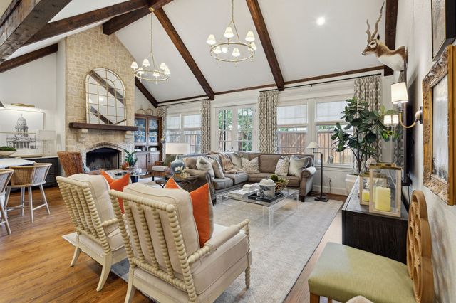 2704 Amherst Avenue, University Park, TX 75225