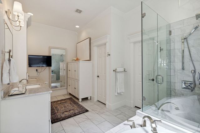 2704 Amherst Avenue, University Park, TX 75225