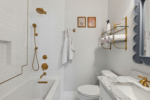 2704 Amherst Avenue, University Park, TX 75225