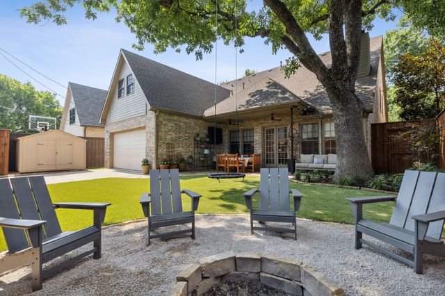 2704 Amherst Avenue, University Park, TX 75225