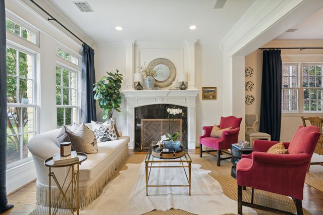 2704 Amherst Avenue, University Park, TX 75225