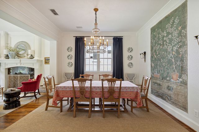2704 Amherst Avenue, University Park, TX 75225