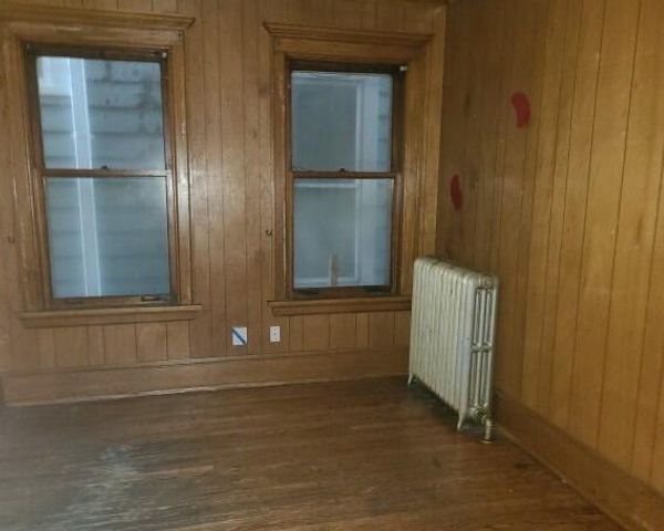 2377 N 44th STREET, Milwaukee, WI 53210